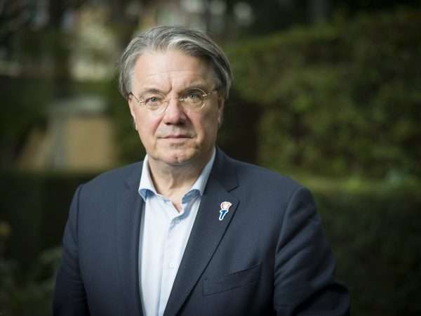 een