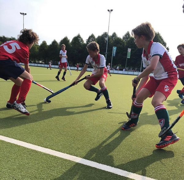 Foto hockey jeugd HC MOP